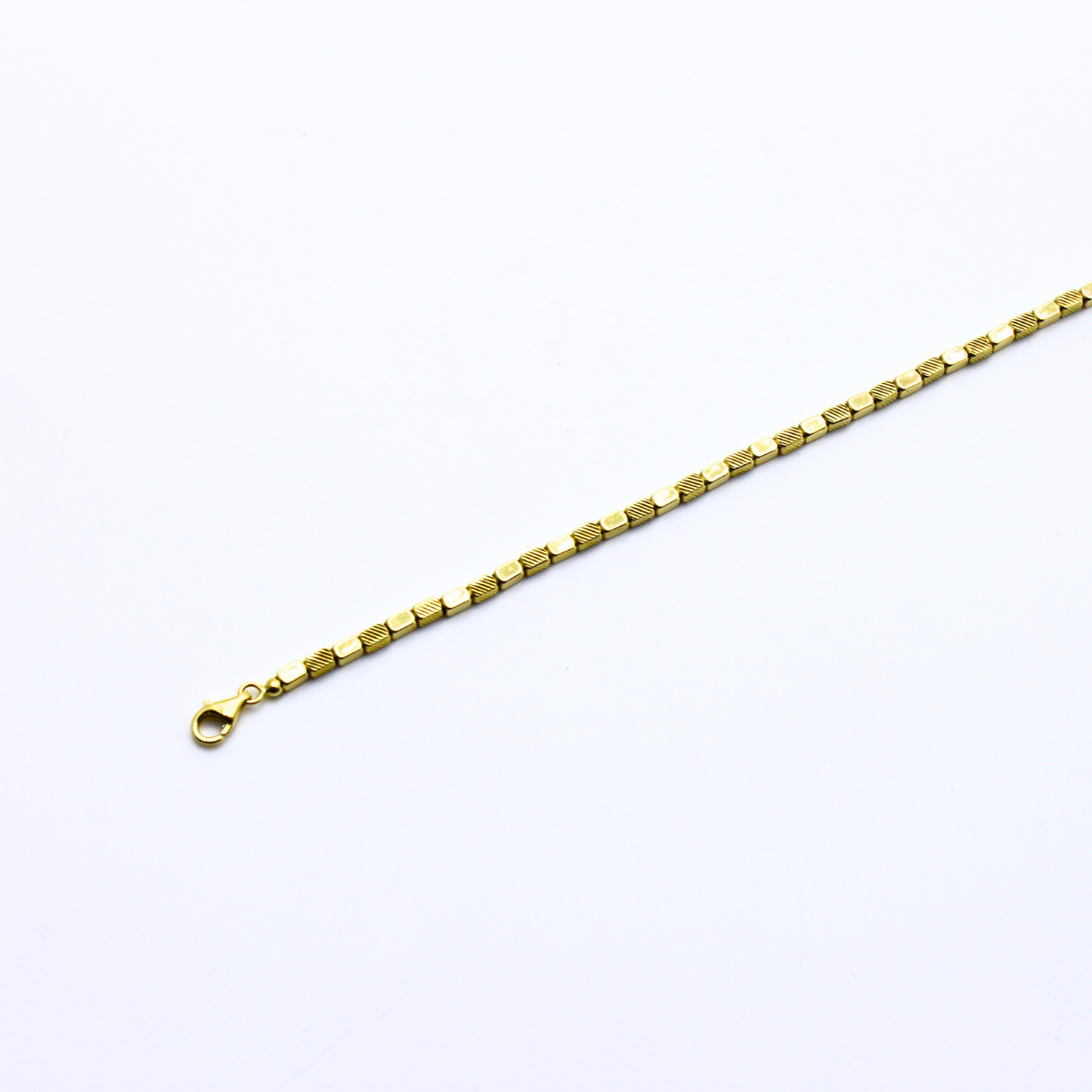 Küp Desenli Bileklik