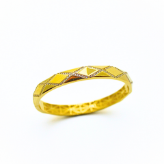 Taşlı Altın Kelepçe Bileklik