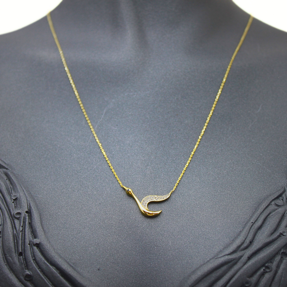 Taşlı Leylek Kolye