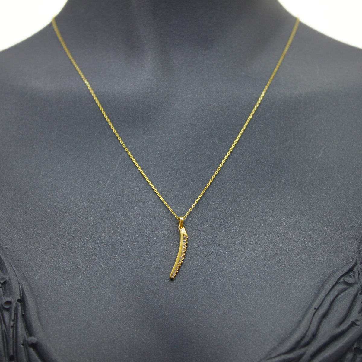 Taşlı Altın Kolye