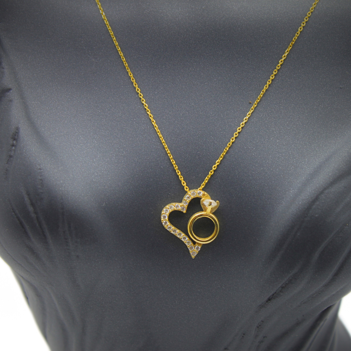 Taşlı Kalp Kolye