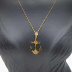 Taşlı Çapa Desenli Altın Kolye