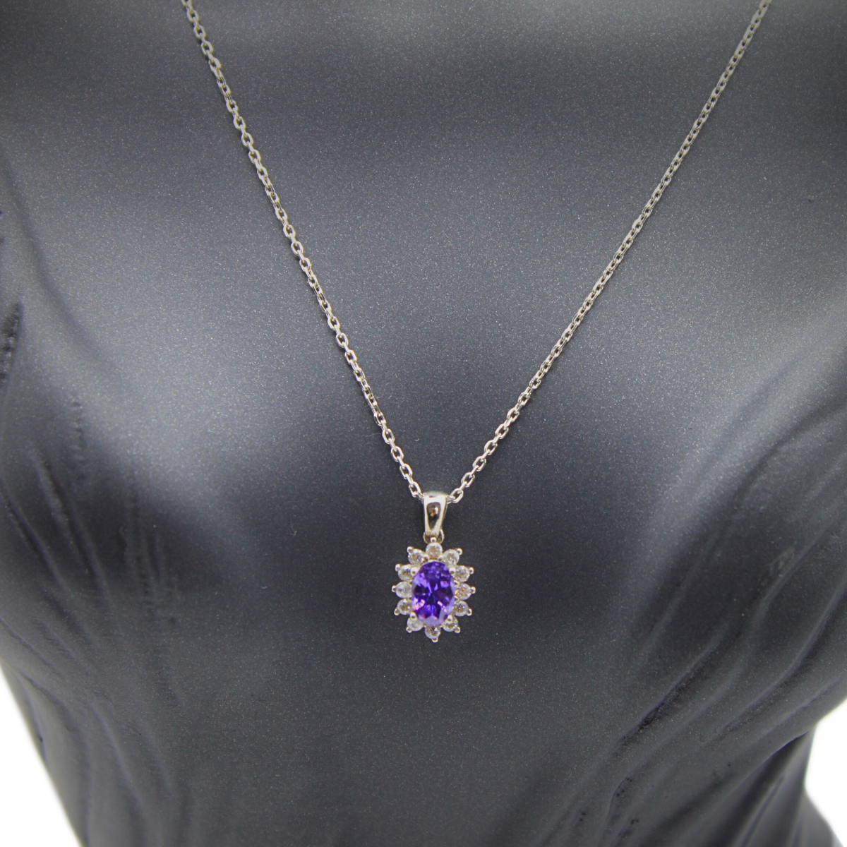 Taşlı Altın Kolye