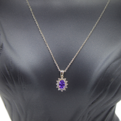 Taşlı Altın Kolye