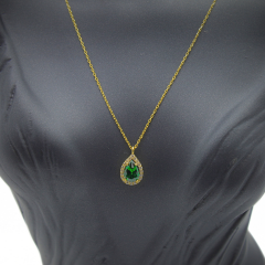 Yeşil Damla Taşlı Kolye