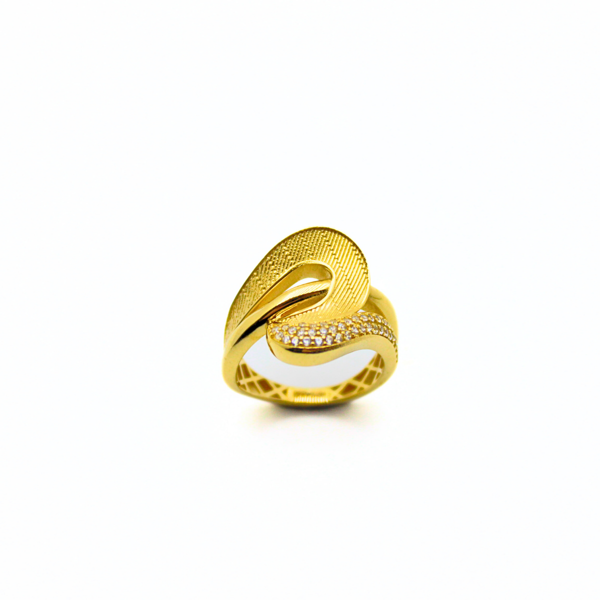 Taşlı Altın Yüzük