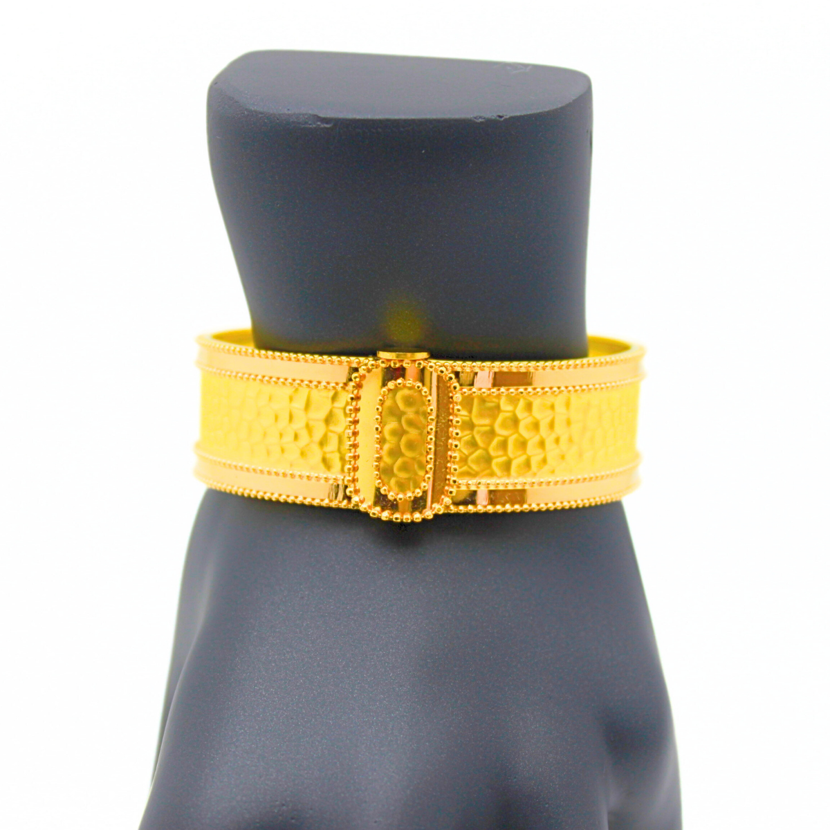 22 Ayar Altın Kelepçe Bileklik