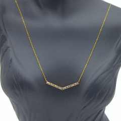 Baget Taşlı Altın Kolye